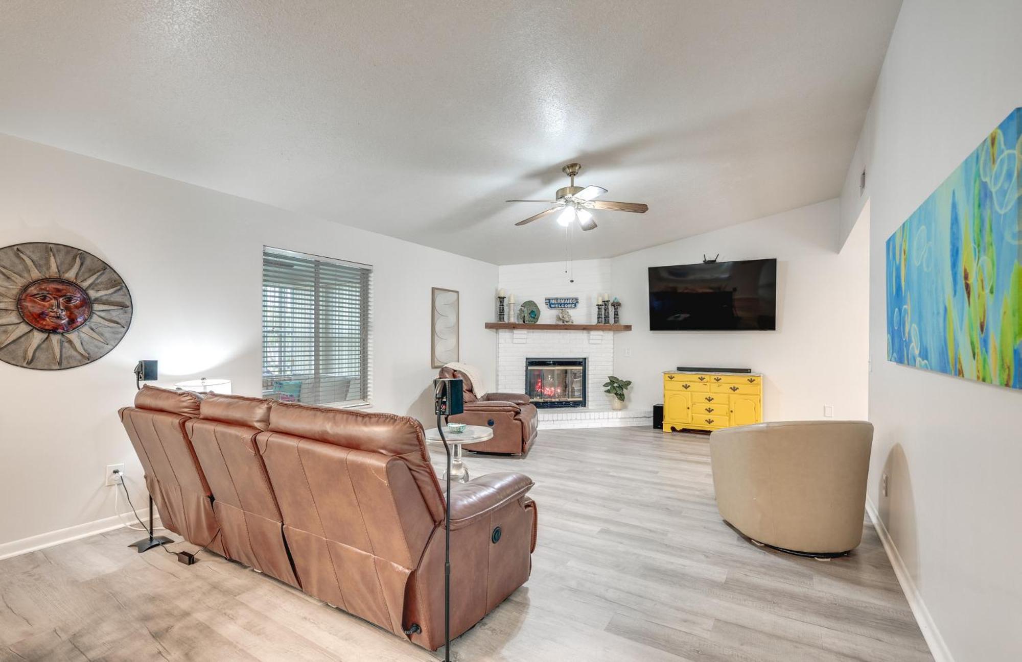 Spring Hill Retreat With Heated Pool And 4-In-1 Grill Villa Exteriör bild