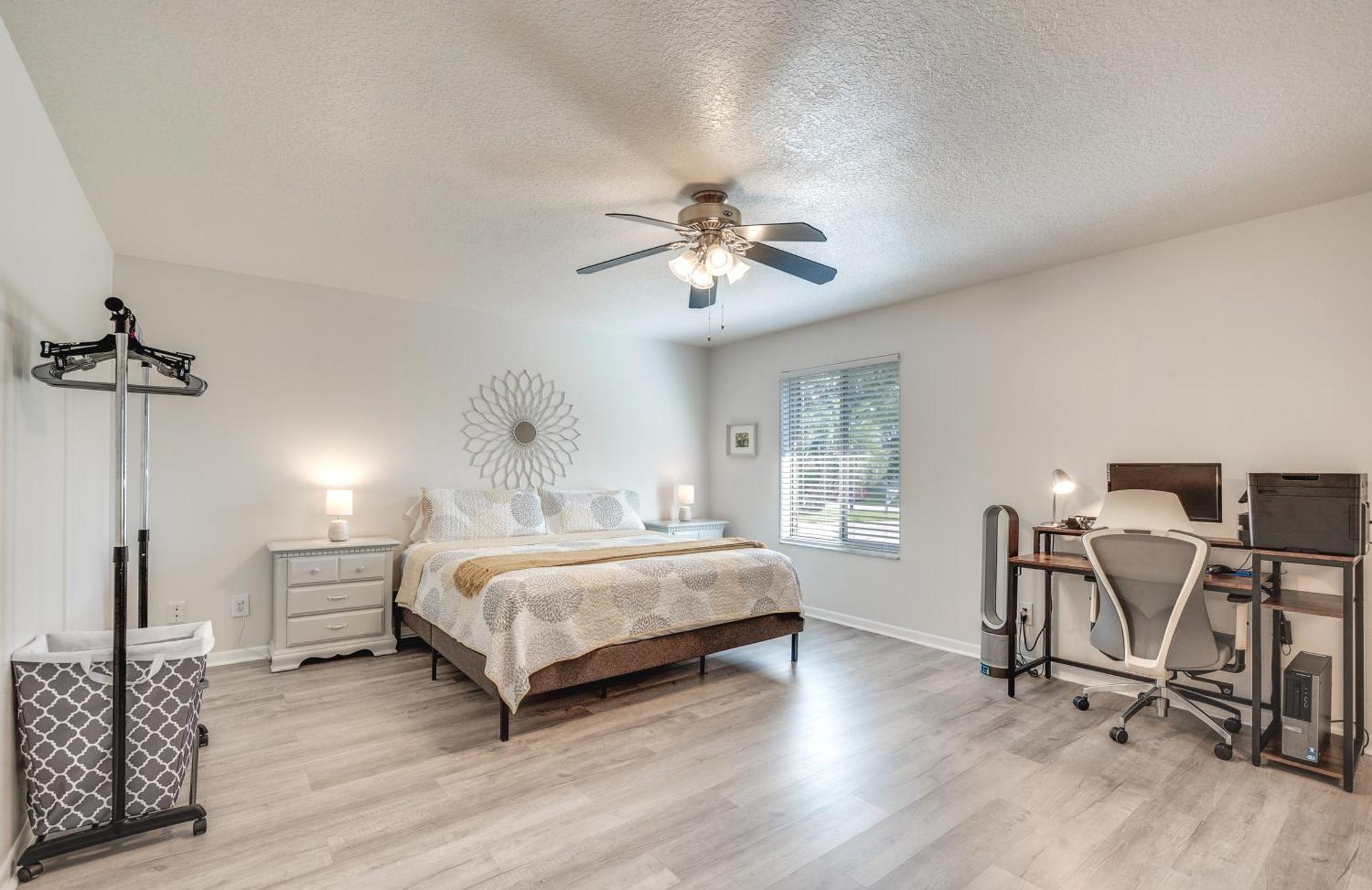 Spring Hill Retreat With Heated Pool And 4-In-1 Grill Villa Exteriör bild