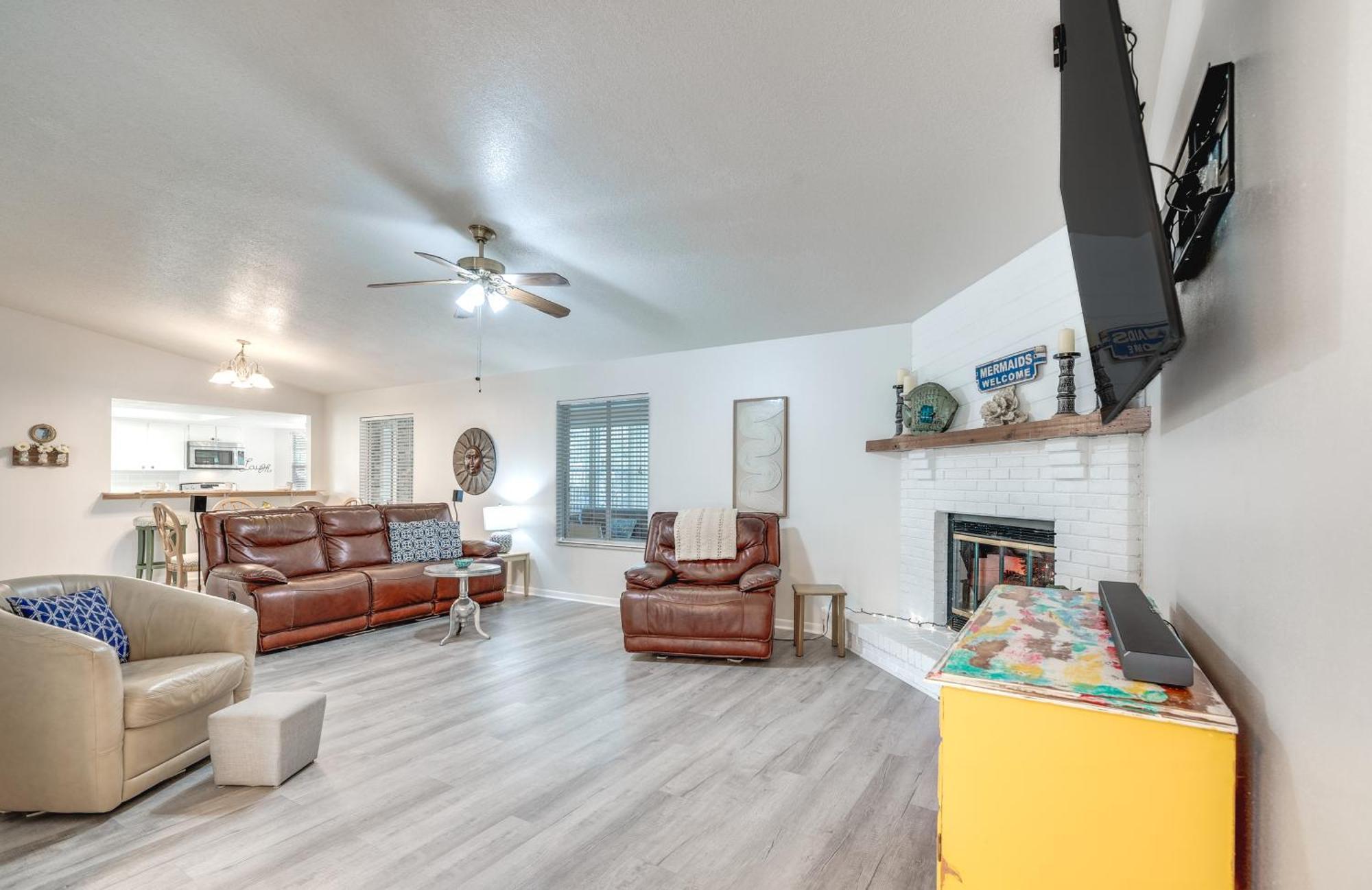 Spring Hill Retreat With Heated Pool And 4-In-1 Grill Villa Exteriör bild