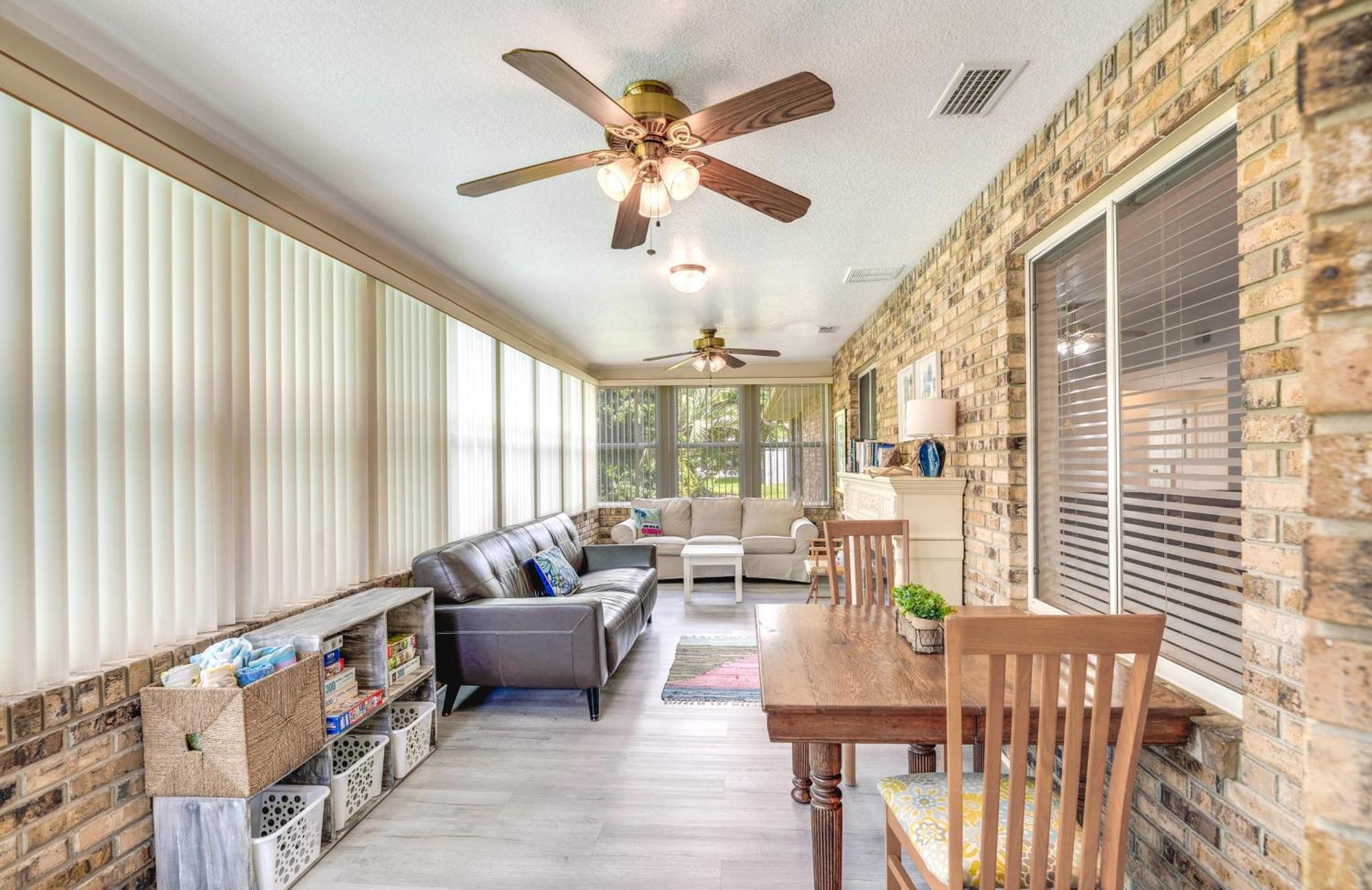 Spring Hill Retreat With Heated Pool And 4-In-1 Grill Villa Exteriör bild